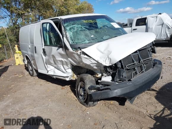 ✅ 2014 Chevrolet Express Cargo • VIN: 1GCZGTCA0E1134145 • Lot: 43533507. Listed on IAAI with 201,064 mi. Free auction sales archive from the USA and detailed vehicle history report at DreamBid. Image 1.