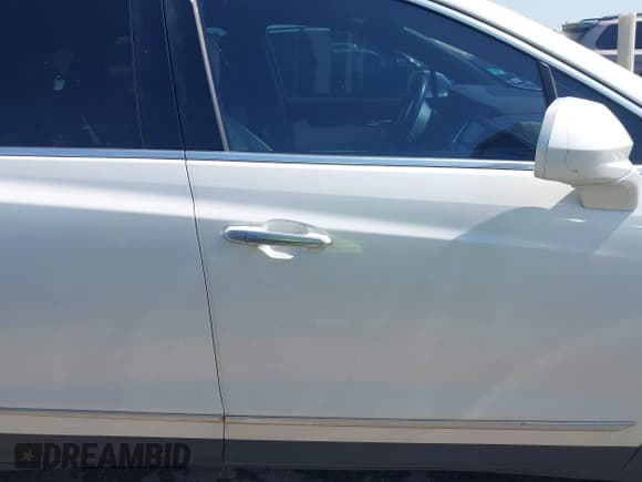 ✅ 2017 Cadillac XT5 FWD • VIN: 1GYKNARS0HZ234063 • Лот: 42218234. Опубликован ранее на IAAI с пробегом 121 518 миль. Бесплатный доступ к архиву аукционных продаж из США и подробный отчёт об истории автомобиля на DreamBid. Изображение 13.