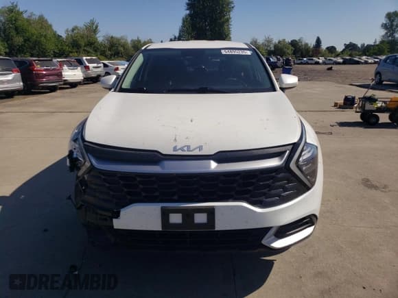 ✅ 2023 Kia Sportage LX • VIN: KNDPUCAF0P7098195 • Lot: 64895235. Wystawiony na Copart z przebiegiem 36 028 mil. Bezpłatny archiwum sprzedaży aukcyjnych z USA i szczegółowy raport historii pojazdu na DreamBid. Zdjęcie 5.