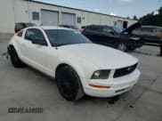 ✅ 2008 Ford Mustang Deluxe • VIN: 1ZVHT80N785140031 • Lot: 81670685. Wystawiony na Copart z przebiegiem 253 909 mil. Bezpłatny archiwum sprzedaży aukcyjnych z USA i szczegółowy raport historii pojazdu na DreamBid. Zdjęcie 13.