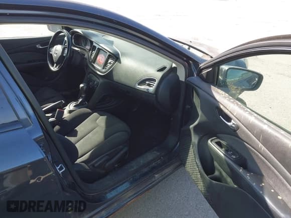 ✅ 2013 Dodge Dart SXT • VIN: 1C3CDFBA4DD288053 • Lot: 43669387. Wystawiony na IAAI z przebiegiem 92 260 mil. Bezpłatny archiwum sprzedaży aukcyjnych z USA i szczegółowy raport historii pojazdu na DreamBid. Zdjęcie 5.