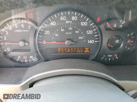 ✅ 2004 Nissan Armada LE • VIN: 5N1AA08B44N702723 • Lot: 84253415. Listed on Copart with 241,283 mi. Free auction sales archive from the USA and detailed vehicle history report at DreamBid. Image 9.