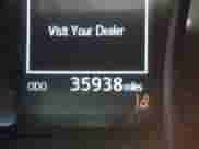 2022 Toyota Camry SE z VIN 4T1G11AK5NU075077, wystawiony jako IAAI lot #42359500 z przebiegiem 35 938 mil mil oraz . Historia ofert i sprzedaży dostępna na DreamBid. Obrazek 16.