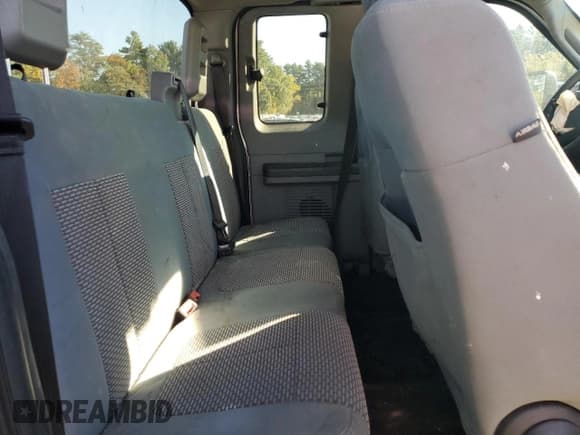 ✅ 2012 Ford F-250 XL • VIN: 1FT7X2B68CEB90807 • Лот: 85086175. Опубликован ранее на Copart с пробегом 175 340 миль. Бесплатный доступ к архиву аукционных продаж из США и подробный отчёт об истории автомобиля на DreamBid. Изображение 10.