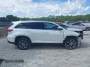 ✅ 2019 Toyota Highlander Hybrid XLE • VIN: 5TDJGRFH2KS074506 • Лот: 42684289. Опубликован ранее на IAAI с пробегом 32 785 миль. Бесплатный доступ к архиву аукционных продаж из США и подробный отчёт об истории автомобиля на DreamBid. Изображение 14.