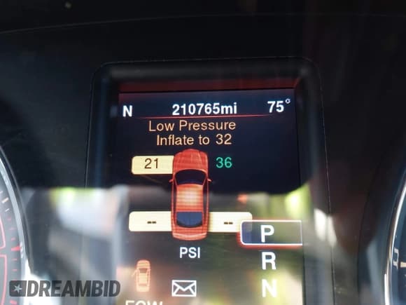 ✅ 2014 Dodge Charger Road/Track • VIN: 2C3CDXCT1EH198997 • Lot: 43510781. Wystawiony na IAAI z przebiegiem 210 765 mil. Bezpłatny archiwum sprzedaży aukcyjnych z USA i szczegółowy raport historii pojazdu na DreamBid. Zdjęcie 15.