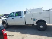 ✅ 2023 Ram 2500 Tradesman • VIN: 3C6UR5HL7PG547413 • Лот: 41998600. Опубликован ранее на IAAI с пробегом 19 803 миль. Бесплатный доступ к архиву аукционных продаж из США и подробный отчёт об истории автомобиля на DreamBid. Изображение 14.