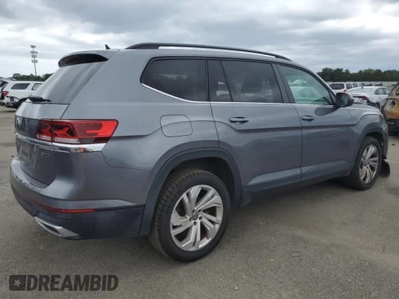 ✅ 2021 Volkswagen Atlas SE • VIN: 1V2HP2CA8MC523526 • Lot: 68532745. Listed on Copart with 100,192 mi. Free auction sales archive from the USA and detailed vehicle history report at DreamBid. Image 3.