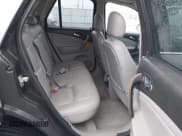 ✅ 2007 Saturn VUE V6 • VIN: 5GZCZ63467S878128 • Lot: 41478497. Wystawiony na IAAI z przebiegiem 198 881 mil. Bezpłatny archiwum sprzedaży aukcyjnych z USA i szczegółowy raport historii pojazdu na DreamBid. Zdjęcie 8.