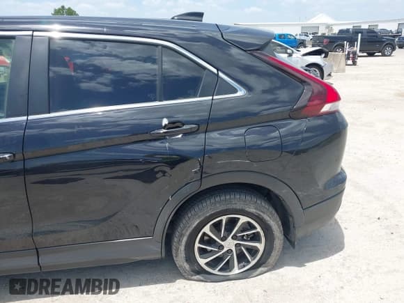 ✅ 2022 Mitsubishi Eclipse Cross ES • VIN: JA4ASUAA7NZ058584 • Lot: 42864446. Listed on IAAI with 138,336 mi. Free auction sales archive from the USA and detailed vehicle history report at DreamBid. Image 6.