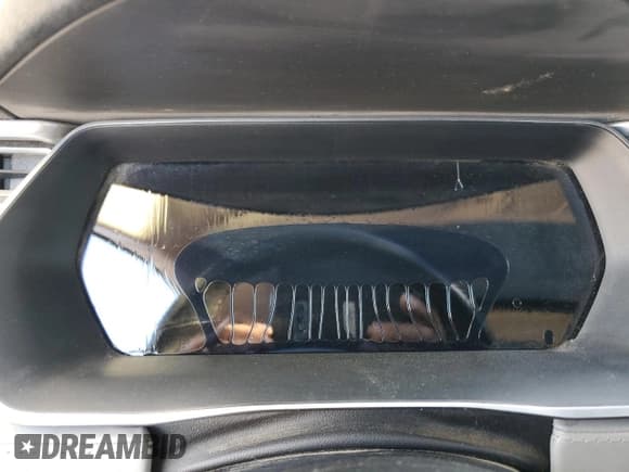 ✅ 2015 Tesla Model S 85 • VIN: 5YJSA1H19FF090459 • Лот: 87196645. Опубликован ранее на Copart с пробегом Не указан. Бесплатный доступ к архиву аукционных продаж из США и подробный отчёт об истории автомобиля на DreamBid. Изображение 9.