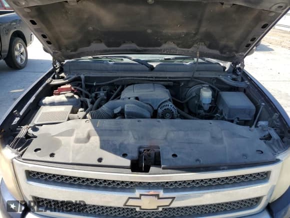 ✅ 2010 Chevrolet Silverado 1500 • VIN: 1GCSCSE29AZ252168 • Лот: 53297045. Опубликован ранее на Copart с пробегом 256 798 миль. Бесплатный доступ к архиву аукционных продаж из США и подробный отчёт об истории автомобиля на DreamBid. Изображение 11.