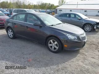 ✅ 2014 Chevrolet Cruze 1LT • VIN: 1G1PC5SB3E7487302 • Lot: 43548051. Listed on IAAI with 166,127 mi. Free auction sales archive from the USA and detailed vehicle history report at DreamBid. Image 1.