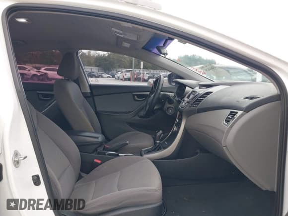 ✅ 2016 Hyundai Elantra SE • VIN: 5NPDH4AE1GH766747 • Lot: 43644629. Wystawiony na IAAI z przebiegiem 183 180 mil. Bezpłatny archiwum sprzedaży aukcyjnych z USA i szczegółowy raport historii pojazdu na DreamBid. Zdjęcie 5.