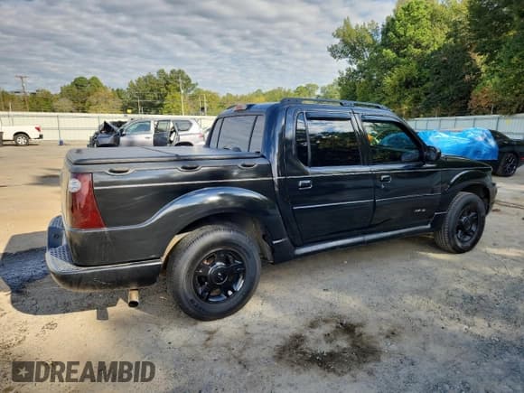 ✅ 2001 Ford Explorer Sport Trac • VIN: 1FMZU77E91UB73818 • Lot: 87060695. Listed on Copart with 225,924 mi. Free auction sales archive from the USA and detailed vehicle history report at DreamBid. Image 3.