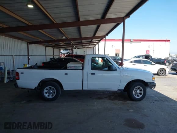 ✅ 2010 Ford Ranger XL • VIN: 1FTKR1AE9APA02773 • Lot: 42408099. Wystawiony na IAAI z przebiegiem 81 368 mil. Bezpłatny archiwum sprzedaży aukcyjnych z USA i szczegółowy raport historii pojazdu na DreamBid. Zdjęcie 14.