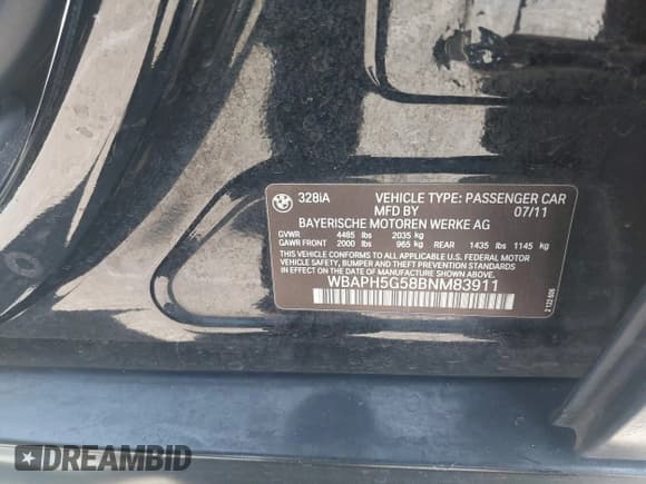 ✅ 2011 BMW 3 Series 328i • VIN: WBAPH5G58BNM83911 • Lot: 42020891. Listed on IAAI with 95,050 mi. Free auction sales archive from the USA and detailed vehicle history report at DreamBid. Image 9.