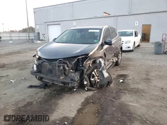 ✅ 2018 Toyota RAV4 LE • VIN: JTMBFREV7JJ192111 • Lot: 93722335. Listed on Copart with 155,419 mi. Free auction sales archive from the USA and detailed vehicle history report at DreamBid. Image 14.