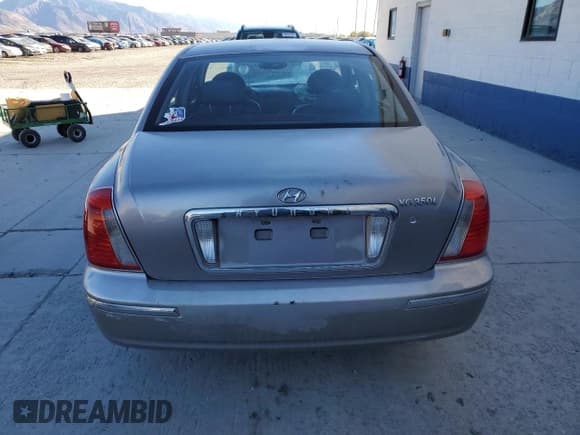 ✅ 2005 Hyundai XG • VIN: KMHFU45E15A384751 • Лот: 90651655. Опубликован ранее на Copart с пробегом Не указан. Бесплатный доступ к архиву аукционных продаж из США и подробный отчёт об истории автомобиля на DreamBid. Изображение 6.