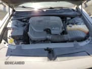 ✅ 2018 Dodge Challenger SXT Plus • VIN: 2C3CDZAG0JH280568 • Lot: 60708224. Wystawiony na Copart z przebiegiem 84 003 mil. Bezpłatny archiwum sprzedaży aukcyjnych z USA i szczegółowy raport historii pojazdu na DreamBid. Zdjęcie 11.