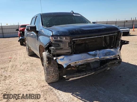 ✅ 2019 Chevrolet Silverado 1500 LTZ • VIN: 3GCUYGED0KG176219 • Lot: 86501615. Wystawiony na Copart z przebiegiem 128 953 mil. Bezpłatny archiwum sprzedaży aukcyjnych z USA i szczegółowy raport historii pojazdu na DreamBid. Zdjęcie 13.