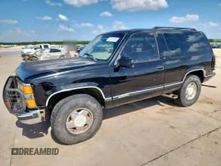1996 Chevrolet Tahoe с VIN 3GNEK18R6TG151604, выставлен на аукционе Copart как лот 61547005 с пробегом 306 287 миль миль и Чистый • Clean title. История ставок и продаж доступна на DreamBid. Изображение 1.