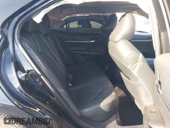 ✅ 2022 Toyota Camry XSE • VIN: 4T1K61AK8NU014348 • Lot: 43544826. Wystawiony na IAAI z przebiegiem 46 558 mil. Bezpłatny archiwum sprzedaży aukcyjnych z USA i szczegółowy raport historii pojazdu na DreamBid. Zdjęcie 8.