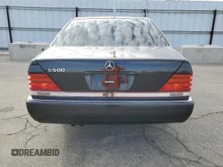✅ 1992 Mercedes-Benz 400 • VIN: WDBGA42E4NA021428 • Лот: 46920675. Опубликован ранее на Copart с пробегом 88 912 миль. Бесплатный доступ к архиву аукционных продаж из США и подробный отчёт об истории автомобиля на DreamBid. Изображение 6.