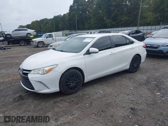 2015 Toyota Camry LE with VIN 4T1BF1FK9FU902181, listed as a IAAI auction lot 43376033 with 165,678 mi miles and . Bid and sale history available at DreamBid. Image 19.
