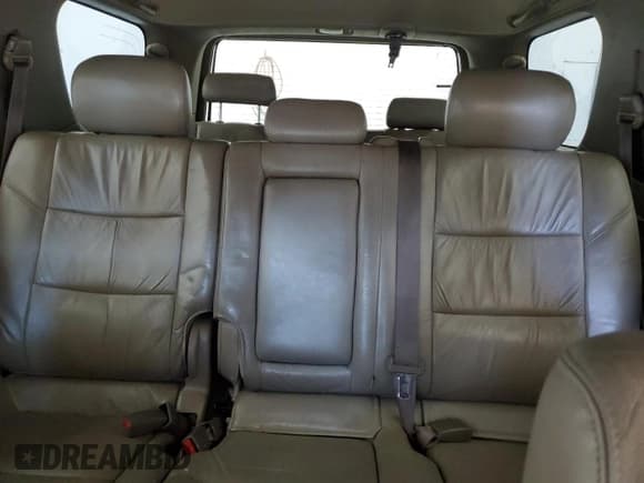 ✅ 2001 Toyota Sequoia Limited • VIN: 5TDZT38AX1S049430 • Лот: 70049025. Опубликован ранее на Copart с пробегом 315 199 миль. Бесплатный доступ к архиву аукционных продаж из США и подробный отчёт об истории автомобиля на DreamBid. Изображение 10.