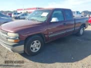✅ 2000 Chevrolet Silverado 1500 LS • VIN: 1GCEC19T0YZ115267 • Лот: 43527083. Опубликован ранее на IAAI с пробегом 234 512 миль. Бесплатный доступ к архиву аукционных продаж из США и подробный отчёт об истории автомобиля на DreamBid. Изображение 2.