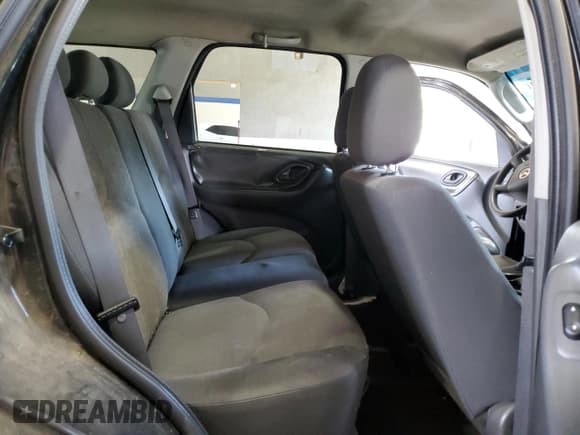 ✅ 2005 Mazda Tribute i • VIN: 4F2YZ02Z85KM44680 • Lot: 62363355. Listed on Copart with 193,068 mi. Free auction sales archive from the USA and detailed vehicle history report at DreamBid. Image 11.