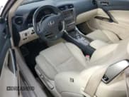 ✅ 2010 Lexus IS 250 C • VIN: JTHFF2C29A2512006 • Lot: 53957805. Wystawiony na Copart z przebiegiem 206 912 mil. Bezpłatny archiwum sprzedaży aukcyjnych z USA i szczegółowy raport historii pojazdu na DreamBid. Zdjęcie 8.