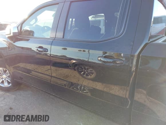 ✅ 2026 Chevrolet Silverado 1500 LT • VIN: 3GCPACED5TG141882 • Lot: 43672492. Listed on IAAI with 178 mi. Free auction sales archive from the USA and detailed vehicle history report at DreamBid. Image 14.