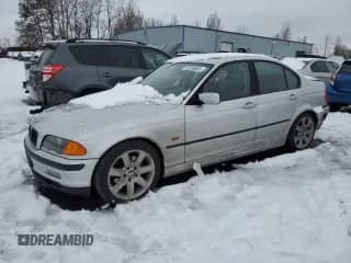 1999 BMW 3 Series 328i z VIN WBAAM5334XFR06314, wystawiony jako Copart lot #45336805 z przebiegiem 193 733 mil mil oraz Szkoda całkowita • Salvage title. Historia ofert i sprzedaży dostępna na DreamBid. Obrazek 1.