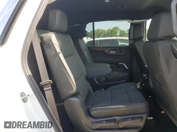 ✅ 2025 GMC Yukon Denali • VIN: 1GKS2DRL7SR231746 • Лот: 56225145. Опубликован ранее на Copart с пробегом 1 027 миль. Бесплатный доступ к архиву аукционных продаж из США и подробный отчёт об истории автомобиля на DreamBid. Изображение 11.