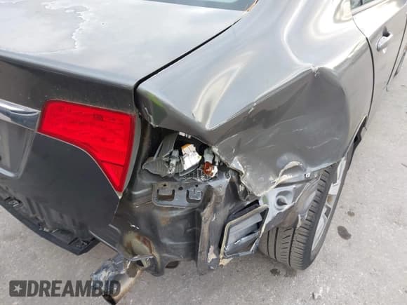 ✅ 2009 Honda Civic EX • VIN: 2HGFA16879H532883 • Lot: 43666336. Listed on IAAI with 103,006 mi. Free auction sales archive from the USA and detailed vehicle history report at DreamBid. Image 14.