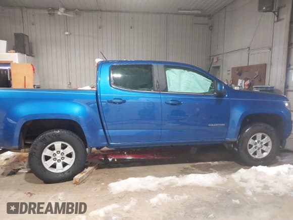✅ 2018 Chevrolet Colorado 2WD Work Truck • VIN: 1GCGSBEA8J1226207 • Lot: 41140073. Listed on IAAI with 108,578 mi. Free auction sales archive from the USA and detailed vehicle history report at DreamBid. Image 13.