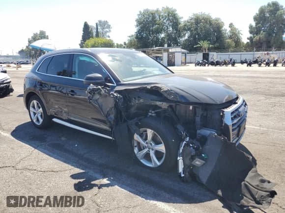 ✅ 2020 Audi Q5 Premium Plus • VIN: WA1BNAFY3L2027872 • Lot: 71700135. Wystawiony na Copart z przebiegiem 56 047 mil. Bezpłatny archiwum sprzedaży aukcyjnych z USA i szczegółowy raport historii pojazdu na DreamBid. Zdjęcie 4.