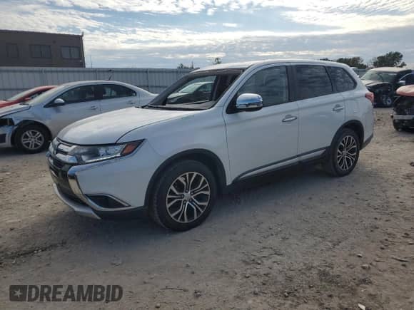 2017 Mitsubishi Outlander SE с VIN JA4AD3A38HZ009078, выставлен на аукционе Copart как лот 85740275 с пробегом 114 859 миль миль и Списание • Salvage title. История ставок и продаж доступна на DreamBid. Изображение 1.