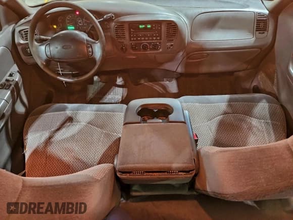 ✅ 2000 Ford F-150 XL • VIN: 2FTRX18L3YCB05126 • Лот: 95019145. Опубликован ранее на Copart с пробегом 276 995 миль. Бесплатный доступ к архиву аукционных продаж из США и подробный отчёт об истории автомобиля на DreamBid. Изображение 8.