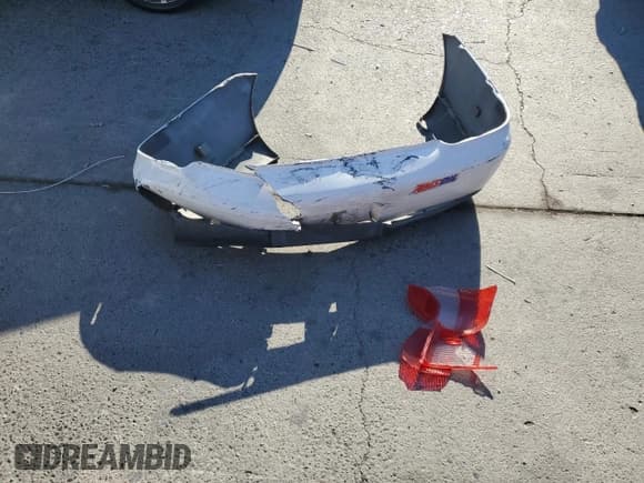 ✅ 2000 Toyota ECHO • VIN: JTDAT1234Y0081332 • Lot: 71708945. Wystawiony na Copart z przebiegiem 214 693 mil. Bezpłatny archiwum sprzedaży aukcyjnych z USA i szczegółowy raport historii pojazdu na DreamBid. Zdjęcie 12.