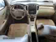 2007 Toyota Highlander w/3rd Row with VIN JTEDD21A270159875, listed as a Copart auction lot 49532815 with 337,521 mi miles and Clean title. Bid and sale history available at DreamBid. Image 8.