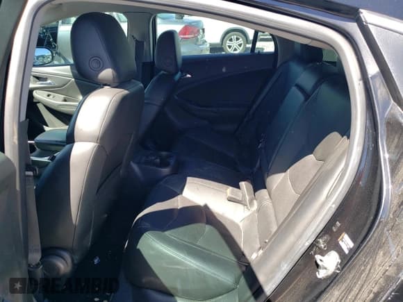 ✅ 2018 Chevrolet Volt Premier • VIN: 1G1RD6S53JU118540 • Lot: 68733474. Wystawiony na Copart z przebiegiem 60 506 mil. Bezpłatny archiwum sprzedaży aukcyjnych z USA i szczegółowy raport historii pojazdu na DreamBid. Zdjęcie 9.