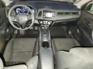 ✅ 2018 Honda HR-V LX • VIN: 3CZRU5H33JG700061 • Лот: 91179695. Опубликован ранее на Copart с пробегом 124 899 миль. Бесплатный доступ к архиву аукционных продаж из США и подробный отчёт об истории автомобиля на DreamBid. Изображение 8.