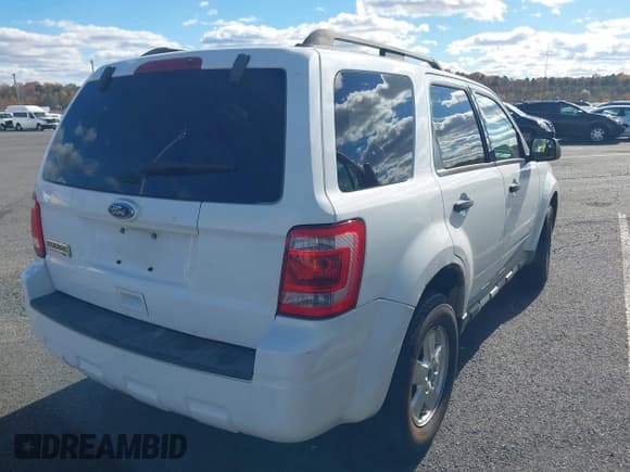✅ 2012 Ford Escape XLT • VIN: 1FMCU9D73CKA78953 • Лот: 43488851. Опубликован ранее на IAAI с пробегом 136 237 миль. Бесплатный доступ к архиву аукционных продаж из США и подробный отчёт об истории автомобиля на DreamBid. Изображение 4.
