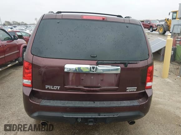 ✅ 2013 Honda Pilot Touring • VIN: 5FNYF4H96DB065745 • Lot: 43838609. Listed on IAAI with 197,451 mi. Free auction sales archive from the USA and detailed vehicle history report at DreamBid. Image 16.