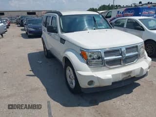 ✅ 2008 Dodge Nitro SLT • VIN: 1D8GT58K38W130289 • Lot: 43243543. Wystawiony na IAAI z przebiegiem 212 660 mil. Bezpłatny archiwum sprzedaży aukcyjnych z USA i szczegółowy raport historii pojazdu na DreamBid. Zdjęcie 1.