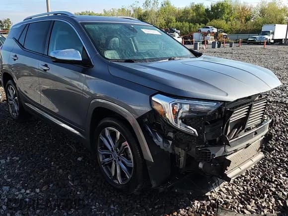 ✅ 2018 GMC Terrain Denali • VIN: 3GKALSEX1JL300636 • Lot: 83935715. Wystawiony na Copart z przebiegiem 99 694 mil. Bezpłatny archiwum sprzedaży aukcyjnych z USA i szczegółowy raport historii pojazdu na DreamBid. Zdjęcie 15.