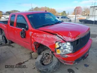 ✅ 2007 Chevrolet Silverado 1500 1LT • VIN: 1GCEK19J27Z595571 • Lot: 43528824. Wystawiony na IAAI z przebiegiem 79 524 mil. Bezpłatny archiwum sprzedaży aukcyjnych z USA i szczegółowy raport historii pojazdu na DreamBid. Zdjęcie 1.